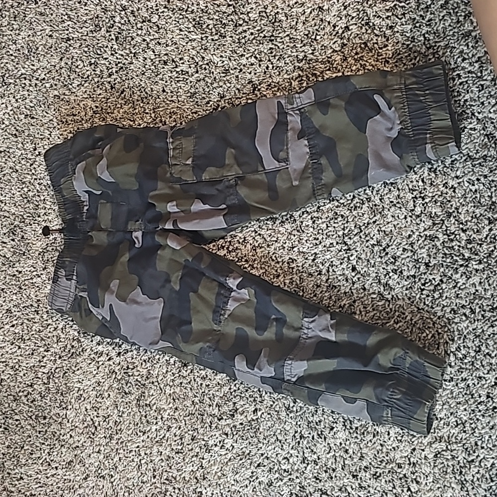 Tucker+tate camo joggers
